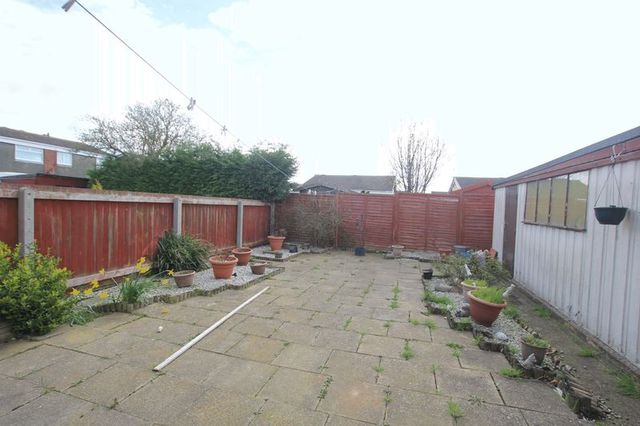  Image of 2 bedroom Detached house for sale in Holcroft Garth Hedon Hull HU12 at Holcroft Garth Hedon Hull, HU12 8LJ