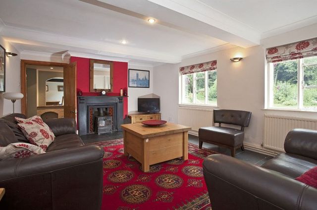  Image of 6 bedroom Detached house for sale in Witley Road Holt Heath Worcester WR6 at Witley Road Holt Heath Worcester, WR6 6LX