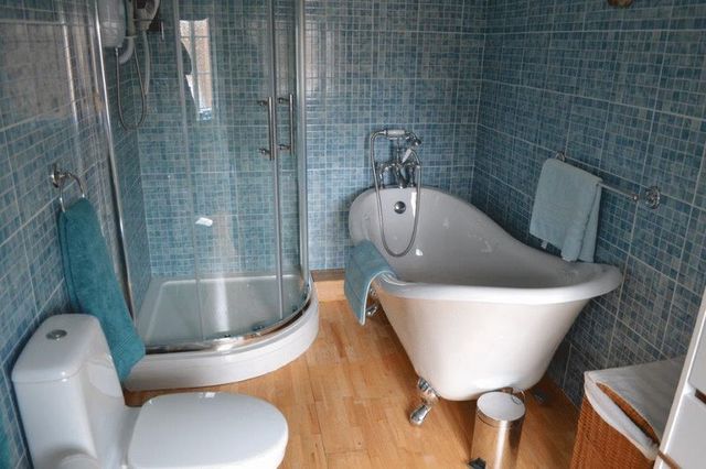  Image of 3 bedroom Detached house for sale in Howe Lane Goxhill Barrow-upon-Humber DN19 at Howe Lane  Goxhill, DN19 7JD