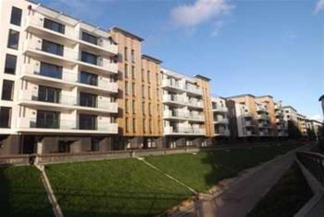 Image of 2 bedroom Flat to rent in Millennium Promenade Bristol BS1 at Bristol, BS1 5SW