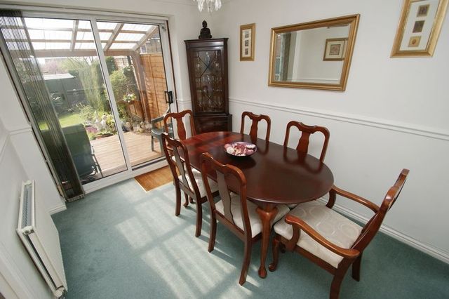  Image of 4 bedroom Detached house for sale in York Way Hemel Hempstead HP2 at York Way Jarman Park Hemel Hempstead, HP2 4JT