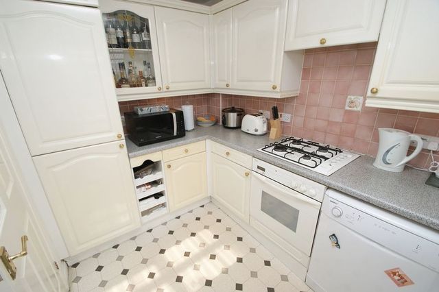 Image of 4 bedroom Detached house for sale in York Way Hemel Hempstead HP2 at York Way Jarman Park Hemel Hempstead, HP2 4JT
