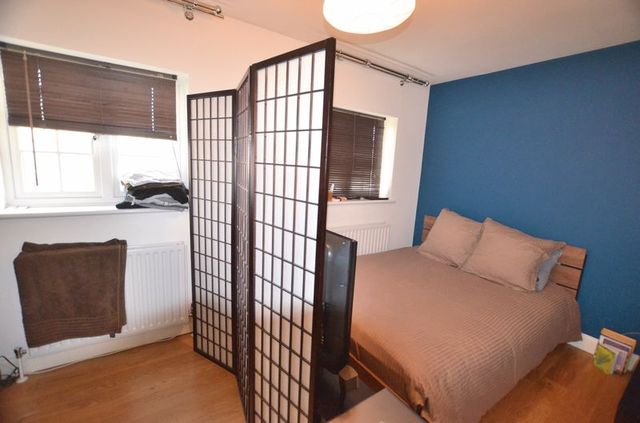 Image of 3 bedroom Terraced house to rent in Kelsall Close London SE3 at Kelsall Close BlackHeath London, SE3 0JJ