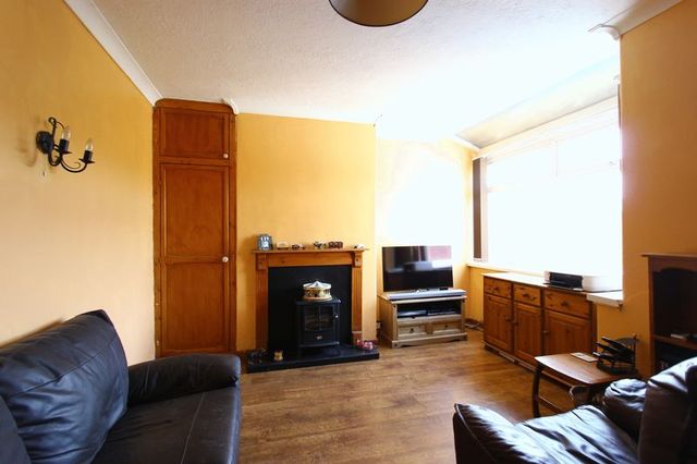  Image of 3 bedroom Terraced house for sale in Kenilworth Avenue Hull HU5 at Kenilworth Avenue  Hull, HU5 4BJ