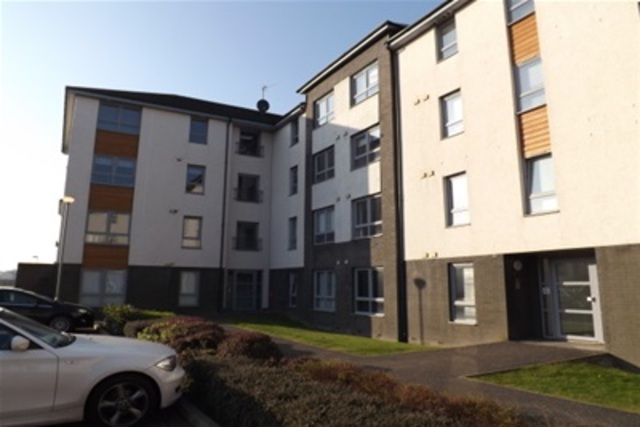  Image of 3 bedroom Flat to rent in Kenley Road Renfrew PA4 at Renfrew Renfrewshire Renfrewshire, PA4 8BN