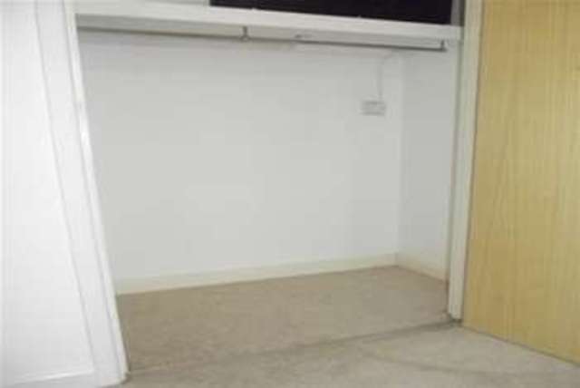  Image of 1 bedroom Flat to rent in Kingston Road Portsmouth PO2 at Portsmouth, PO2 7PD