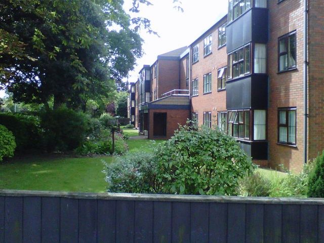  Image of 2 bedroom Retirement Property for sale in Lincoln Road Peterborough PE1 at Lincoln Road  Peterborough, PE1 2RE