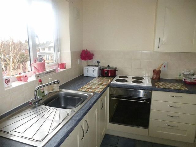  Image of 2 bedroom Flat for sale in Lonsdale Road Thurmaston Leicester LE4 at Lonsdale Road Thurmaston Leicester, LE4 8JF