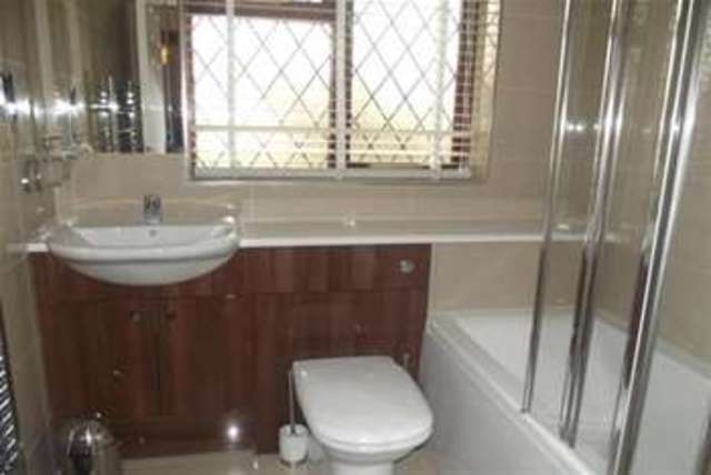  Image of 1 bedroom Detached house to rent in Lydney Park West Bridgford Nottingham NG2 at Nottingham, NG2 7TJ