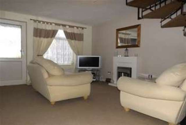  Image of 2 bedroom Detached house to rent in Lynn Close West End Southampton SO18 at Southampton, SO18 3LQ