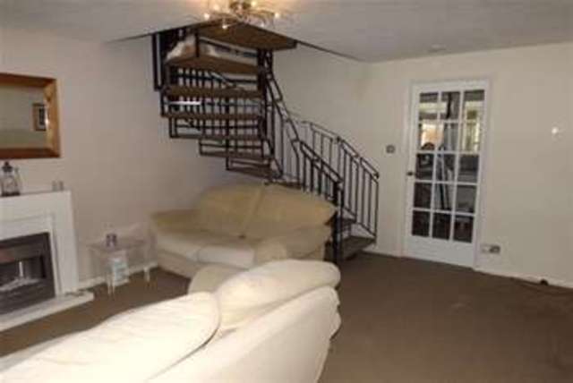  Image of 2 bedroom Detached house to rent in Lynn Close West End Southampton SO18 at Southampton, SO18 3LQ