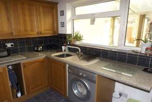  Image of 2 bedroom Detached house to rent in Lynn Close West End Southampton SO18 at Southampton, SO18 3LQ