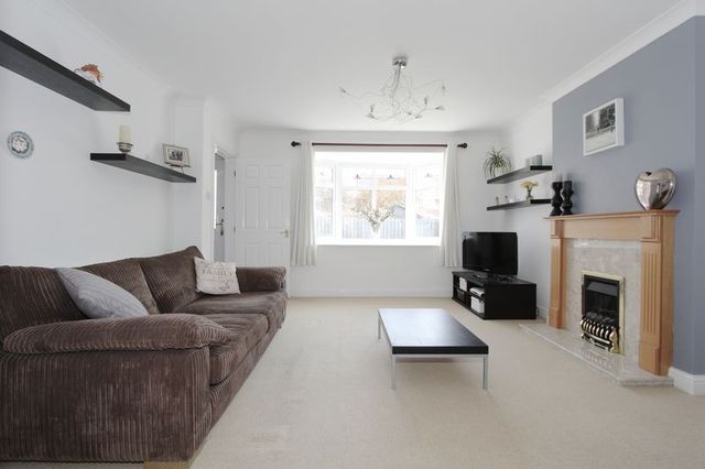  Image of 3 bedroom Detached house for sale in Manilla Lane Barton-upon-Humber DN18 at Manilla Lane  Barton-Upon-Humber, DN18 5TN