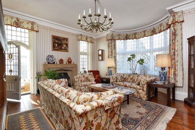  Image of 7 bedroom Detached house for sale in Manor Park Ruddington Nottingham NG11 at 12 Manor Park Ruddington Nottingham, NG11 6DS