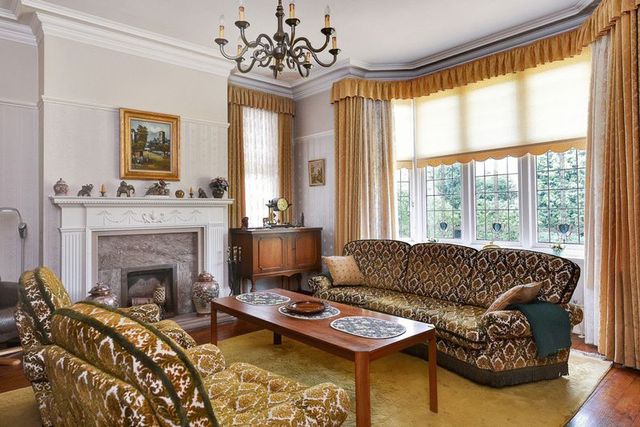  Image of 7 bedroom Detached house for sale in Manor Park Ruddington Nottingham NG11 at 12 Manor Park Ruddington Nottingham, NG11 6DS