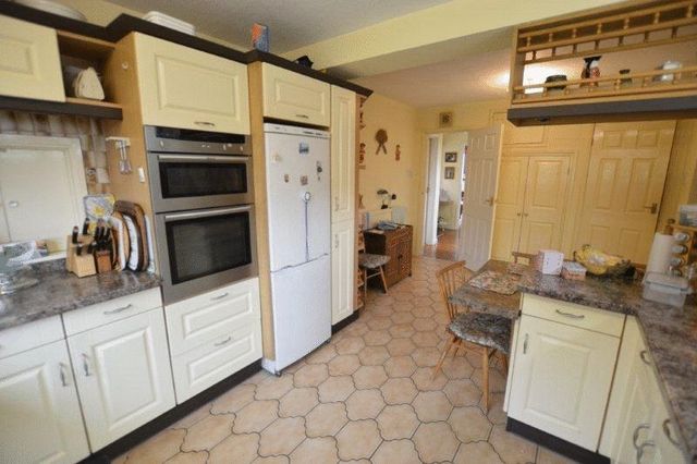  Image of 4 bedroom Detached house for sale in Mansel Drive Old Catton Norwich NR6 at Mansel Drive Old Catton Norwich, NR6 7NB
