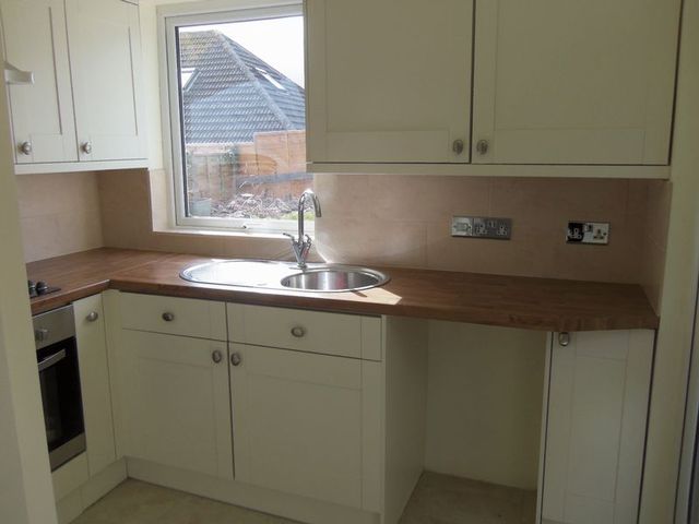 Image of 2 bedroom Flat to rent in Marldon Road Paignton TQ3 at Marldon Road  Paignton, TQ3 3NQ