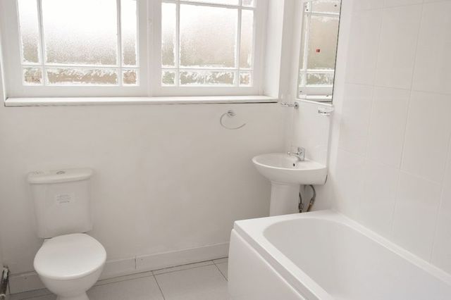  Image of 2 bedroom Flat to rent in Fairfield Street Wigston LE18 at Fairfield Street  South Wigston, LE18 4SN