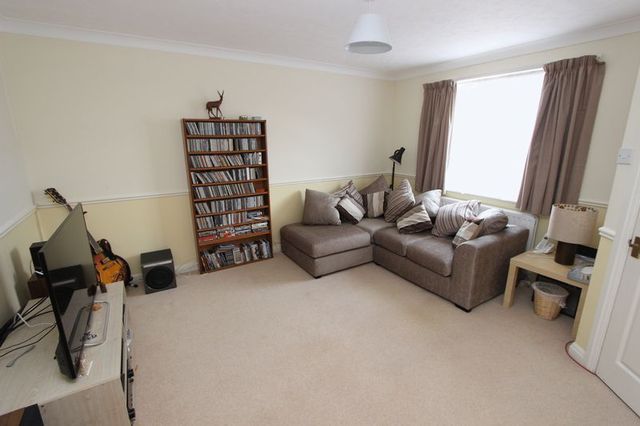  Image of 3 bedroom Semi-Detached house for sale in Cowley Close Southampton SO16 at Cowley Close Maybush Southampton, SO16 9WE