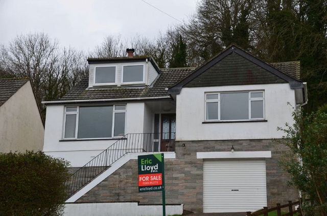  Image of 4 bedroom Detached house for sale in Milton Park Brixham TQ5 at Milton Park  Brixham, TQ5 0AT