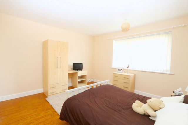  Image of 3 bedroom Terraced house for sale in Mirfield Grove Hull HU9 at Mirfield Grove  Hull, HU9 4QS