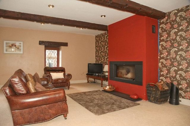  Image of 4 bedroom Detached house for sale in Mount Pellon Pellon Halifax HX2 at Mount Pellon  Halifax, HX2 0EE