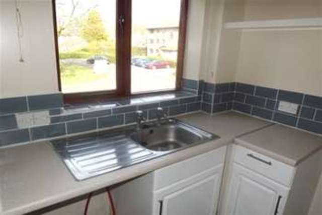  Image of 1 bedroom Flat to rent in Barrow Down Gardens Southampton SO19 at Southampton, SO19 6RP