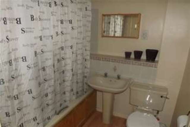  Image of 1 bedroom Flat to rent in Barrow Down Gardens Southampton SO19 at Southampton, SO19 6RP