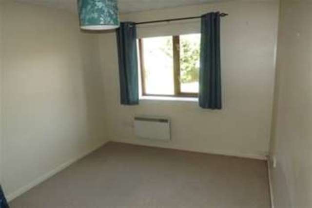 Image of 1 bedroom Flat to rent in Barrow Down Gardens Southampton SO19 at Southampton, SO19 6RP