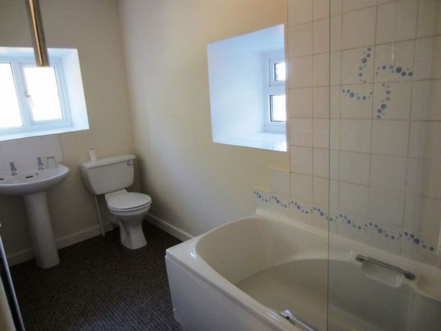  Image of 3 bedroom Terraced house to rent in Mona Street Amlwch LL68 at Mona Street  Amlwch, LL68 9AN