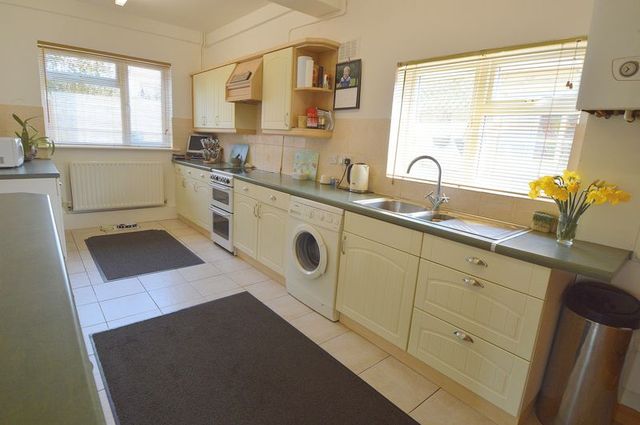  Image of 3 bedroom Semi-Detached house for sale in New Road Astwood Bank Redditch B96 at New Road Astwood Bank Redditch, B96 6AW