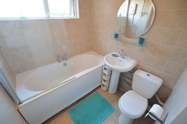  Image of 2 bedroom Flat for sale in North Park Road Erdington Birmingham B23 at North Park Road Erdington Birmingham, B23 7YF