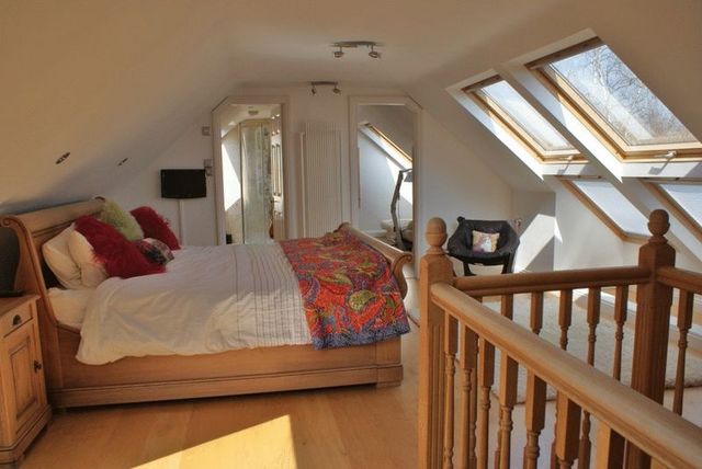  Image of 6 bedroom Detached house for sale in Highcliffe Close Woodley Reading RG5 at Highcliffe Close Woodley Reading, RG5 4RE