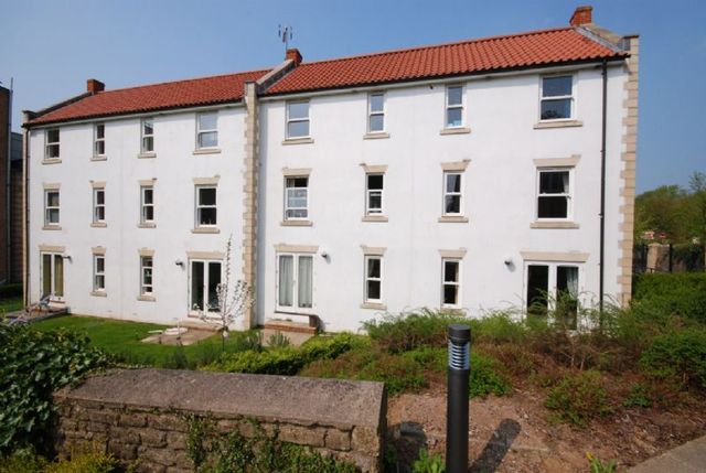  Image of 2 bedroom Flat for sale in North Parade Frome BA11 at North Parade  Frome, BA11 1AZ