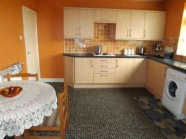  Image of 3 bedroom Semi-Detached house for sale in Oakfield Avenue Markfield LE67 at Markfield Leicestershire Markfield, LE67 9WG