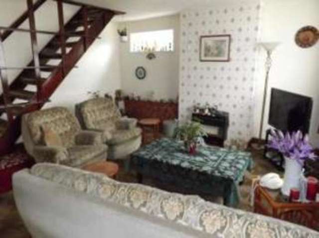  Image of 3 bedroom Semi-Detached house for sale in Oakfield Avenue Markfield LE67 at Markfield Leicestershire Markfield, LE67 9WG