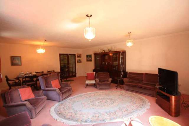  Image of 2 bedroom Apartment for sale in St. Anns Road Prestwich Manchester M25 at St Ann`s Road Prestwich Manchester, M25 9GD