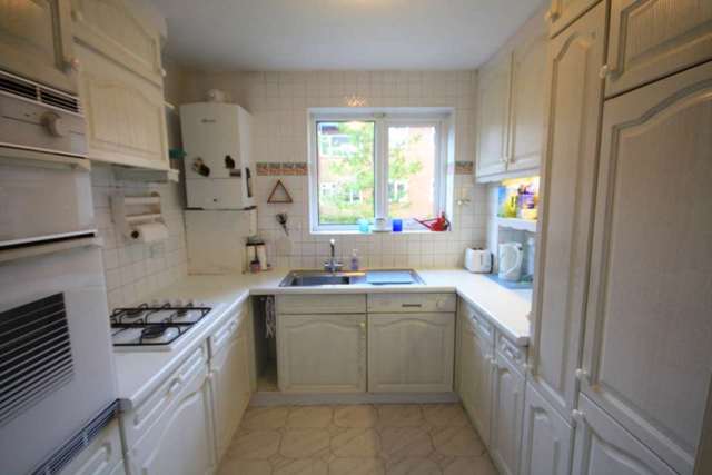  Image of 2 bedroom Apartment for sale in St. Anns Road Prestwich Manchester M25 at St Ann`s Road Prestwich Manchester, M25 9GD