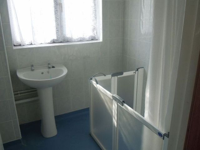  Image of 3 bedroom Detached house for sale in Old Hitchen Merriott TA16 at Old Hitchen  Merriott, TA16 5RG