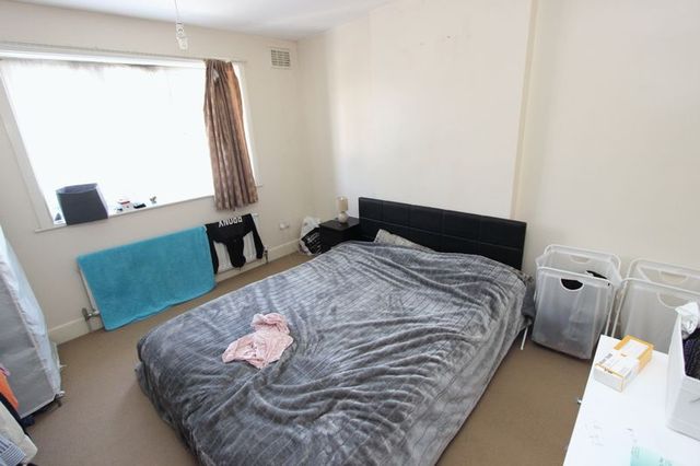  Image of 3 bedroom Semi-Detached house for sale in Old Mill Way Southampton SO16 at Old Mill Way Old Shirley Southampton, SO16 6BE