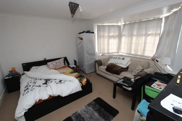 Image of 3 bedroom Semi-Detached house for sale in Old Mill Way Southampton SO16 at Old Mill Way Old Shirley Southampton, SO16 6BE