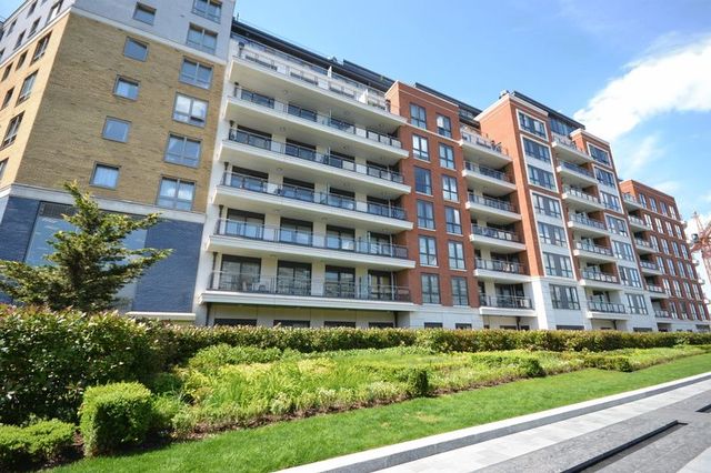  Image of 1 bedroom Flat for sale in Park Street London SW6 at Imperial Road Chelsea Creek London, SW6 2GA