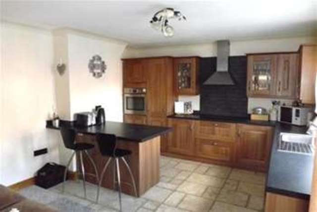  Image of 4 bedroom Detached house to rent in Orchard Close South Ockendon RM15 at South Ockendon, RM15 6HS