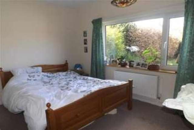  Image of 3 bedroom Detached house to rent in Hillward Close Orton Longueville Peterborough PE2 at Peterborough, PE2 7AB