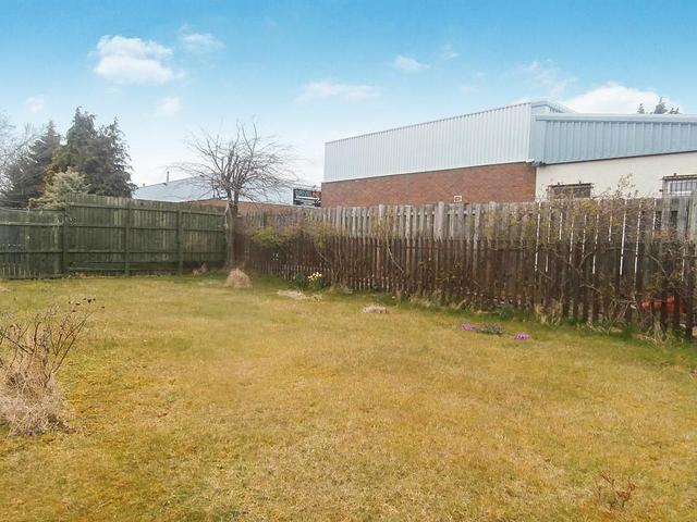  Image of 3 bedroom Flat to rent in Oswald Avenue Grangemouth FK3 at Grangemouth Falkirk Falkirk, FK3 9AY