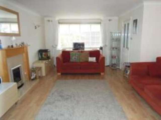  Image of 4 bedroom Detached house for sale in Oswestry Close Walkwood Redditch B97 at Redditch Worcestershire Walkwood, B97 5QE