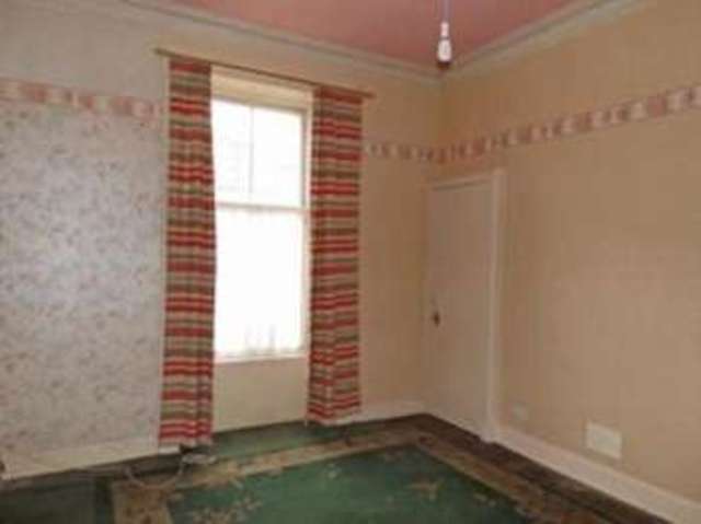  Image of 2 bedroom Flat for sale in Otago Street Glasgow G12 at Hillhead Glasgow Glasgow, G12 8NS