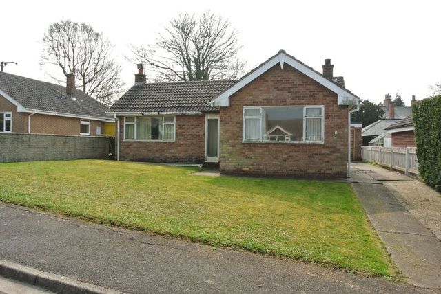  Image of 2 bedroom Detached house for sale in Paddock Close Ropsley Grantham NG33 at Paddock Close Ropsley Grantham, NG33 4BJ