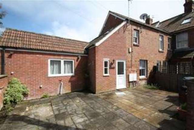  Image of 1 bedroom Detached house to rent in Park Lane Chippenham SN15 at Chippenham, SN15 1LL