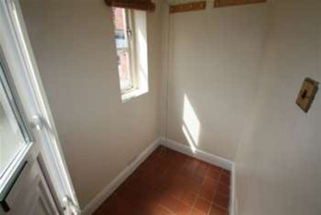  Image of 1 bedroom Detached house to rent in Park Lane Chippenham SN15 at Chippenham, SN15 1LL